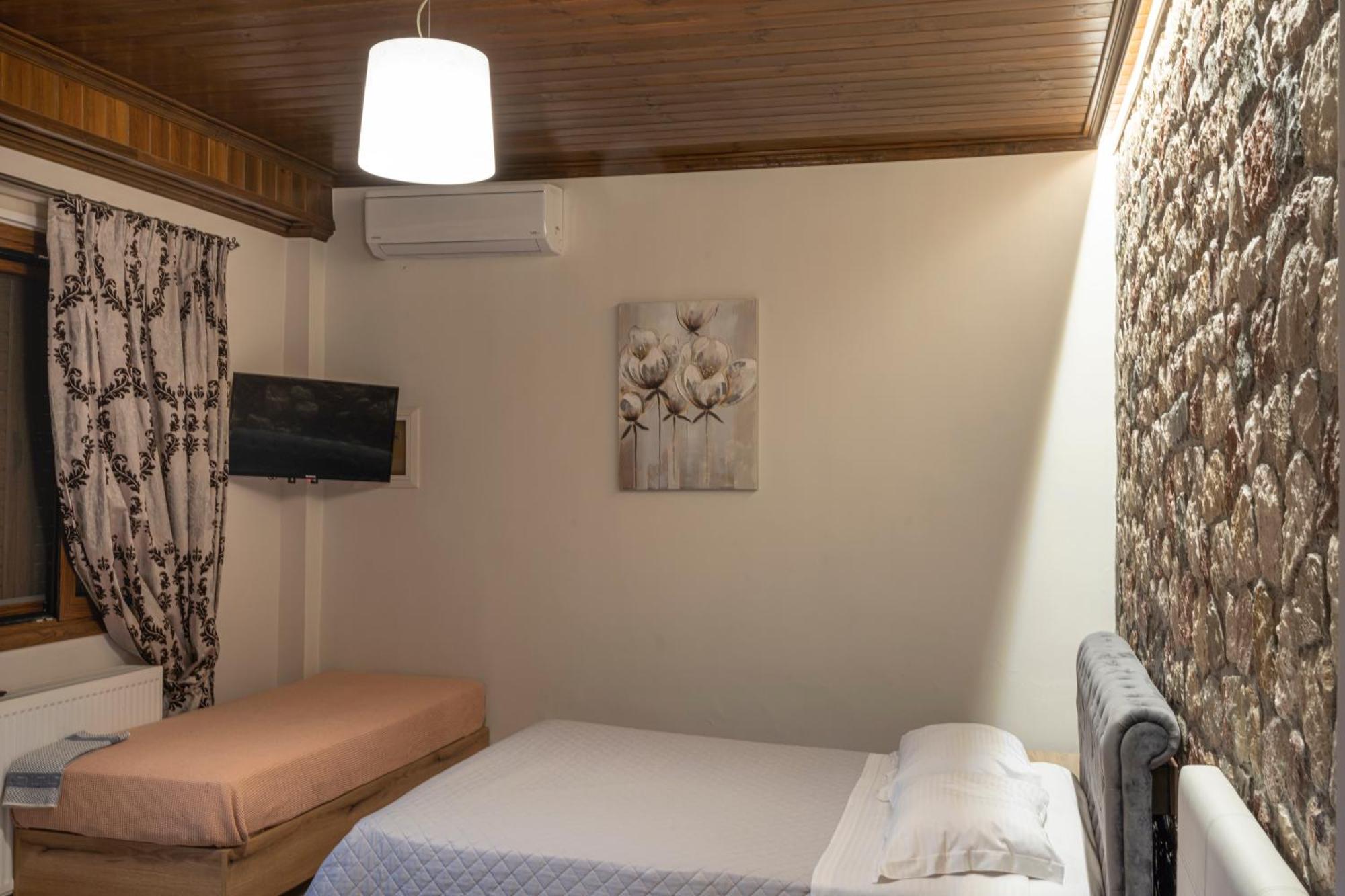 Liontos Rooms プラマンタ エクステリア 写真